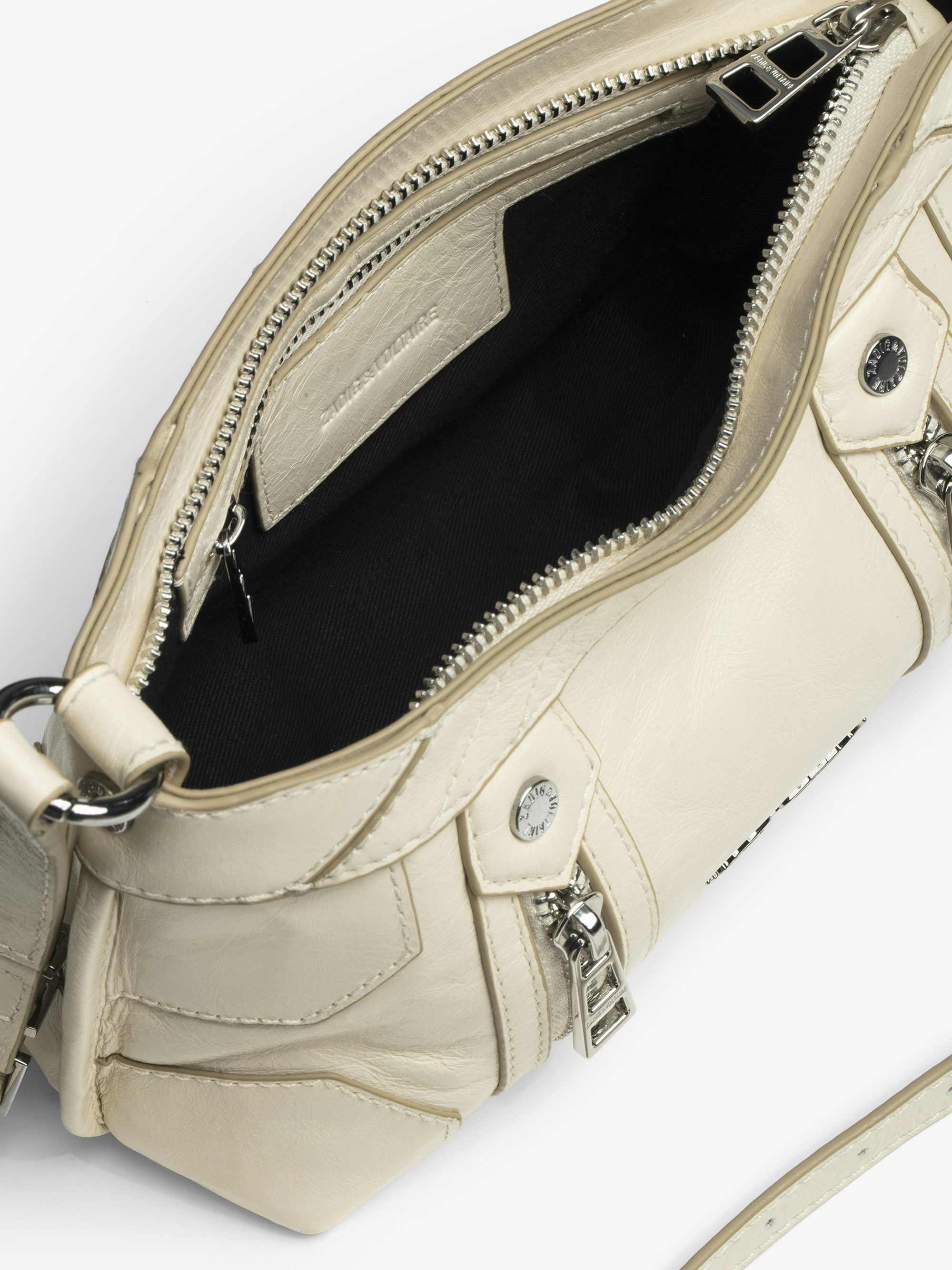 Sunny Mood Vintage Patent Bag - Small vintage-inspired patent leather bag with adjustable shoulder strap and wing signature.